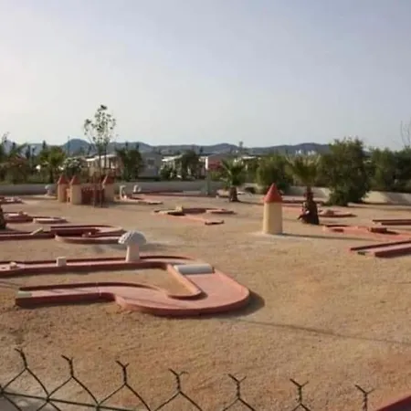 Ideal Pour Visiter Les Iles D'or Domek alpejski *