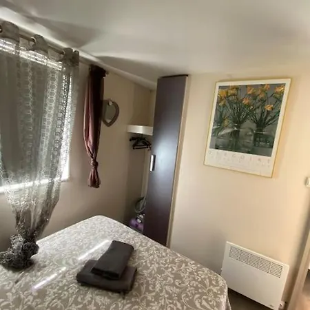 Chalet Ideal Pour Visiter Les Iles D'or