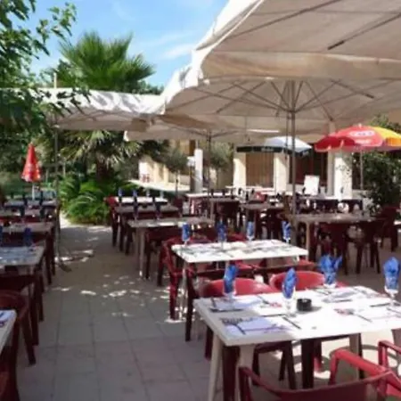 Ideal Pour Visiter Les Iles D'or Chalet